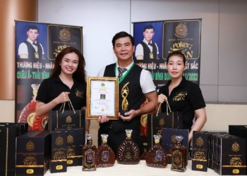 Poker Tuấn - Tiên phong trong lĩnh vực Rượu Thảo Dược